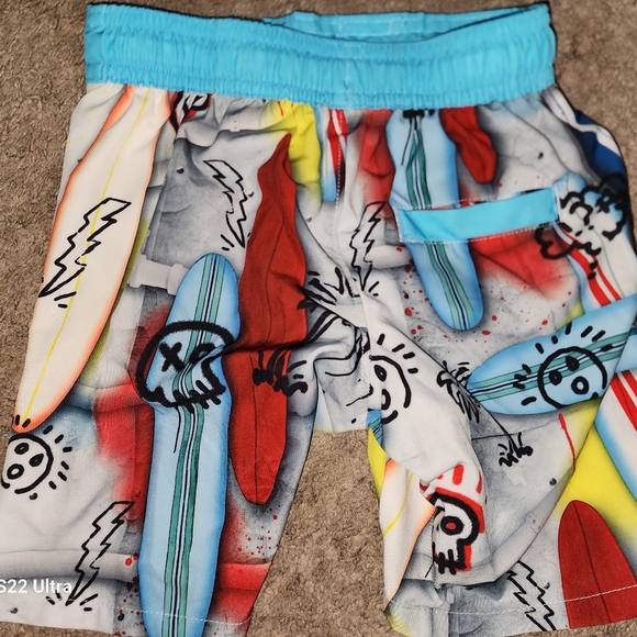 Swim trunks size xs 4-5 All in Motion and Wonder Nation brand - Picture 5 of 7